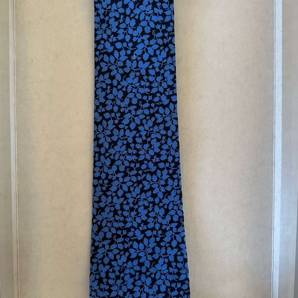 Men tie